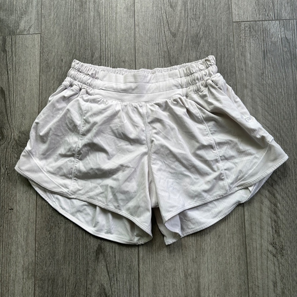 Lululemon Hotty Hot Shorts White Size 4 Lined Running Athletic Mesh Side